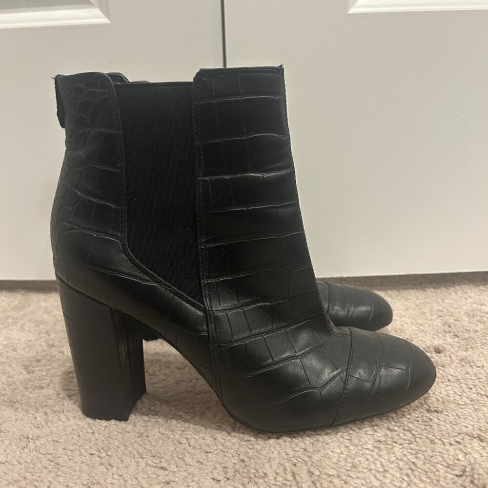 Sam Edelman Black Slip on Leather Heeled Booties Women’s Size 8 - Picture 5 of 6